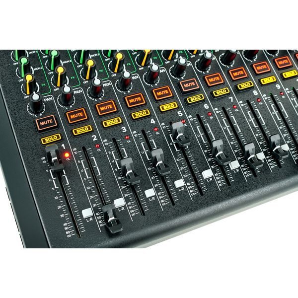 Мікшерний пульт MACKIE ONYX24