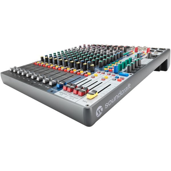 Мікшерний пульт SOUNDCRAFT Signature Plus 12