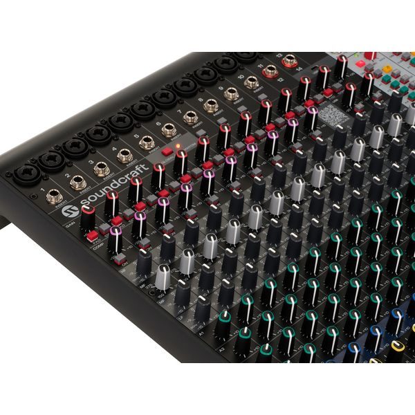 Мікшерний пульт SOUNDCRAFT Signature Plus 16