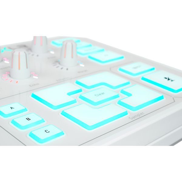 Аудіоінтерфейс TC-HELICON GoXLR-White