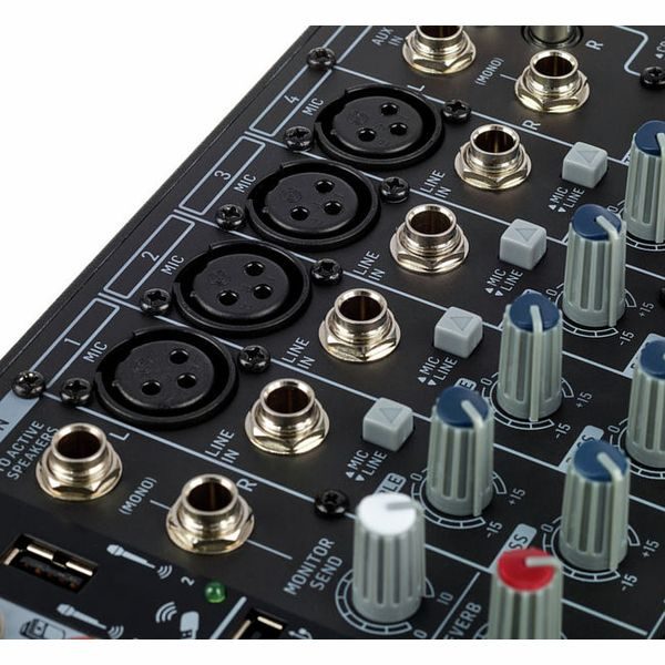 Мікшерний пульт з підсилювачем BEHRINGER PMP500MP3
