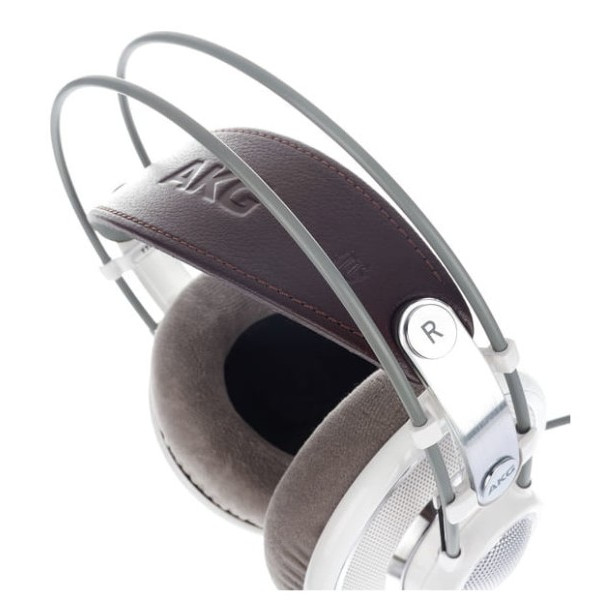 Навушники AKG K701