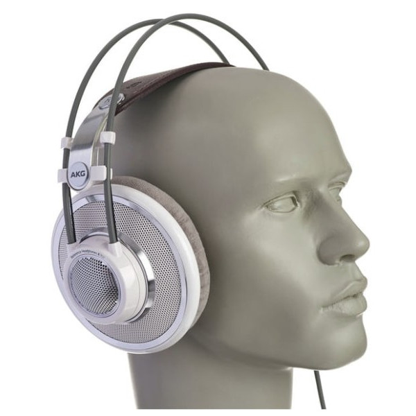 Навушники AKG K701