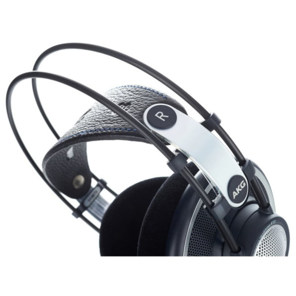 Навушники AKG K702