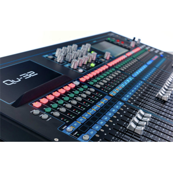 Цифровий мікшерний пульт ALLEN & HEATH QU-32