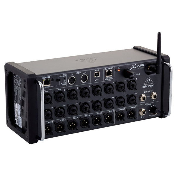 Цифровий мікшерний пульт BEHRINGER XR18