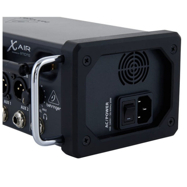 Цифровий мікшерний пульт BEHRINGER XR12