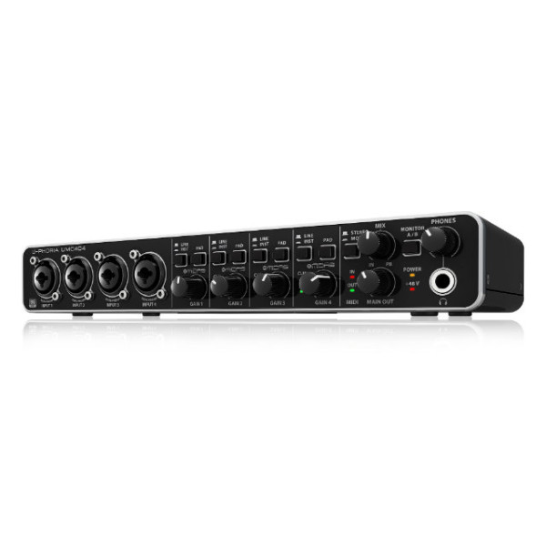 Аудіоінтерфейс BEHRINGER U-PHORIA UMC1820