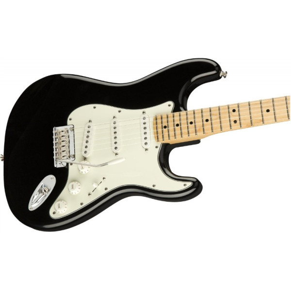 Електрогітара FENDER PLAYER STRATOCASTER MN BLK
