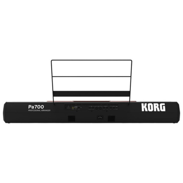 Синтезатор KORG PA700