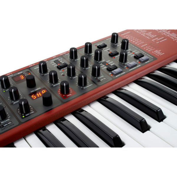 Синтезатор NORD Lead A1