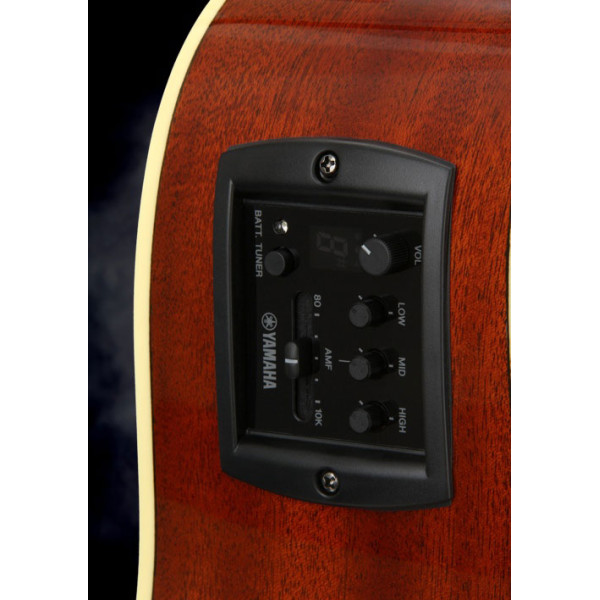 Електроакустична гітара YAMAHA FGX820C (NT)