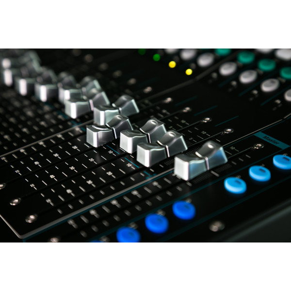 Цифровий мікшерний пульт ALLEN & HEATH SQ5
