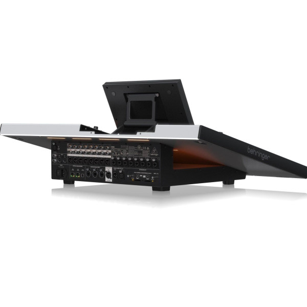 Цифровий мікшерний пульт BEHRINGER WING
