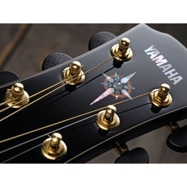 Електроакустична гітара YAMAHA CPX1200II (Translucent Black)