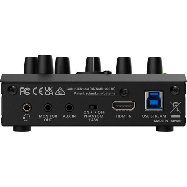 Док-станція ROLAND UVC-02