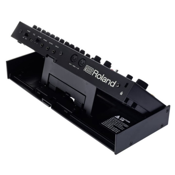 Драм-машина ROLAND TR-08