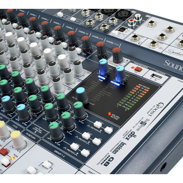 Мікшерний пульт SOUNDCRAFT Signature 12
