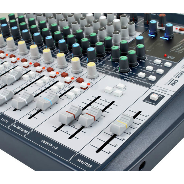 Мікшерний пульт SOUNDCRAFT Signature 12