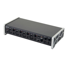 Аудіоінтерфейс TASCAM US-4x4