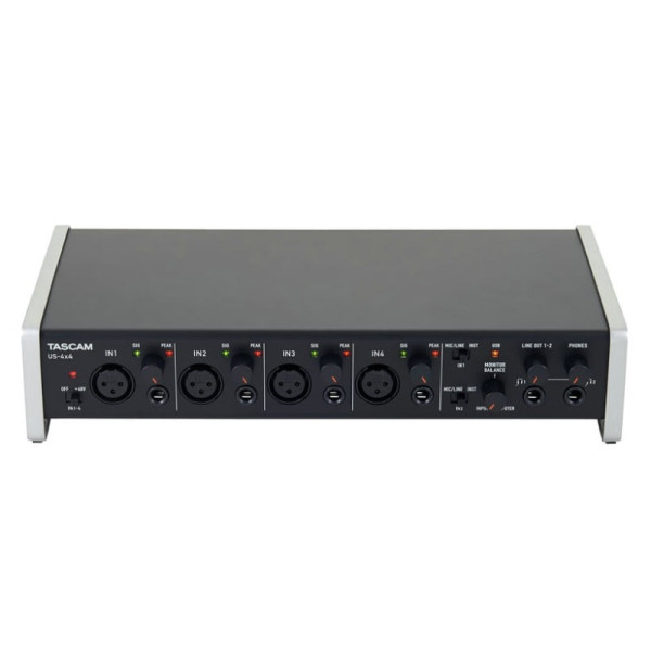 Аудіоінтерфейс TASCAM US-4x4