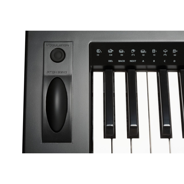 Синтезатор KURZWEIL KP200