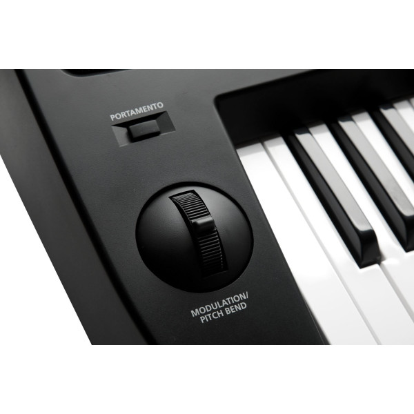 Синтезатор KURZWEIL KP300X