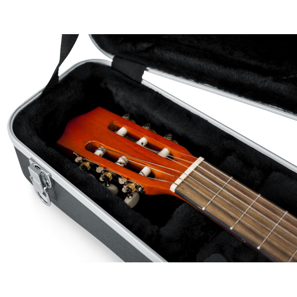 Кейс для класичної гітари GATOR GC-CLASSIC Classical Guitar Case