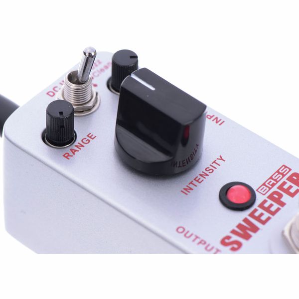 Педаль ефектів MOOER BASS SWEEPER