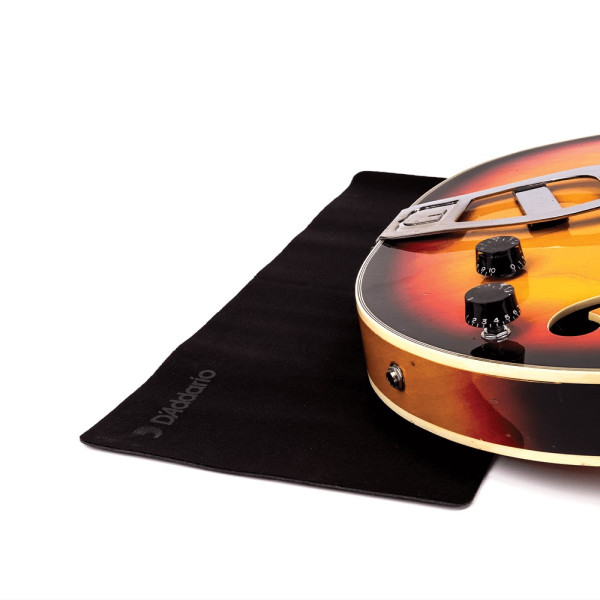 Набір засобів по догляду за гітарою D'ADDARIO PW-EGMK-01 Guitar Maintenance Kit