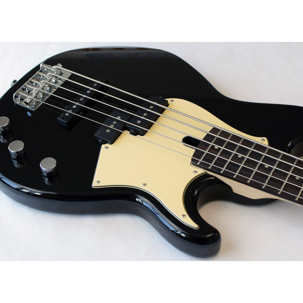 Бас-гітара YAMAHA BB435 (Black)