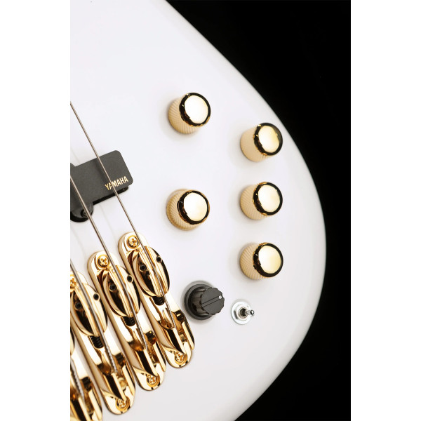 Бас-гітара YAMAHA BBNE2 (White)