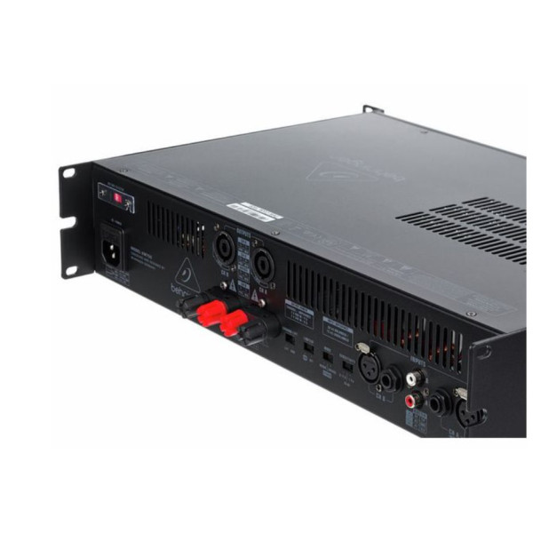 Підсилювач потужності BEHRINGER KM750