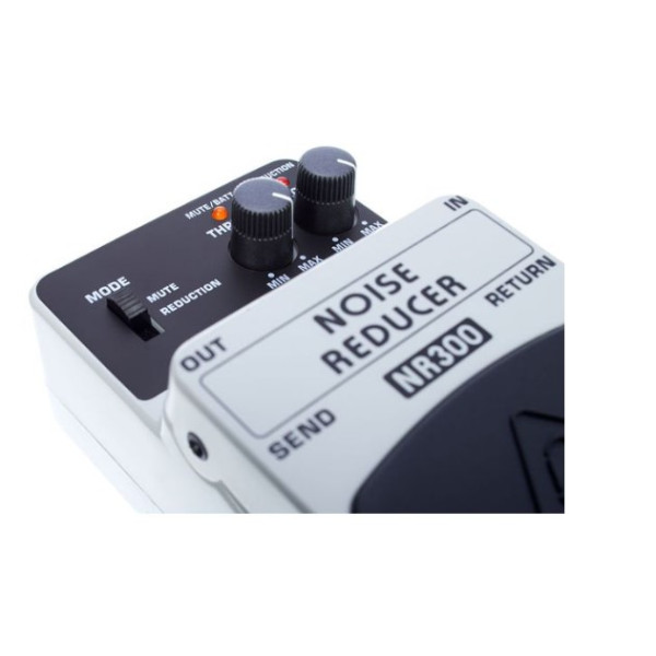 Педаль ефектів BEHRINGER NR300